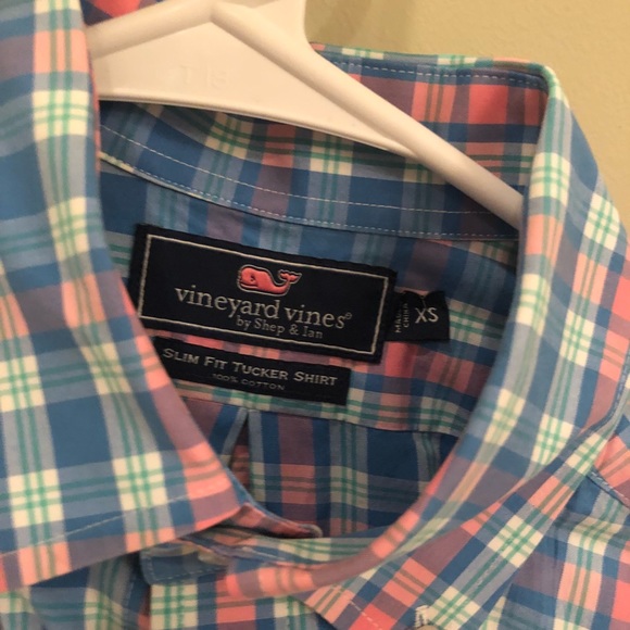 Vineyard vines tucker fit shirt - Picture 2 of 2